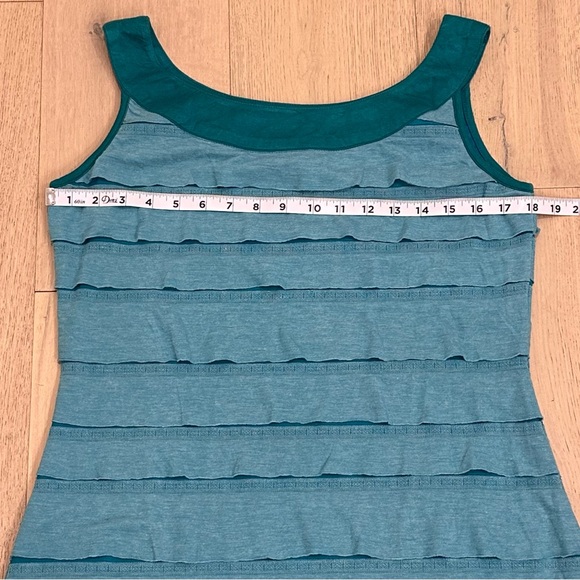 Dress - Picture 4 of 5